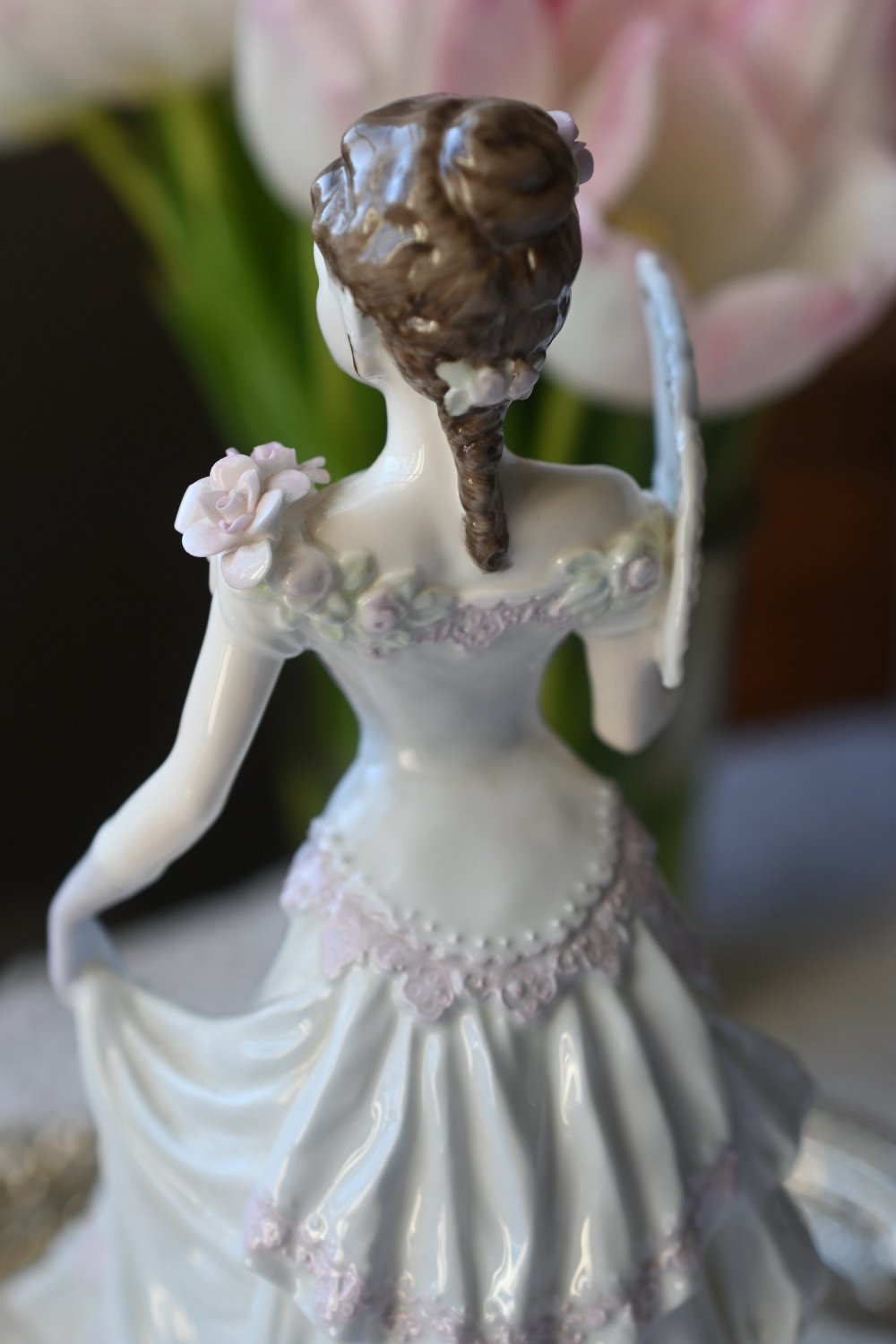 サイズ高さ22㎝最大幅20㎝【希少】コールポート セピア色の貴婦人 エレガンス秋の散策  フィギリン人形