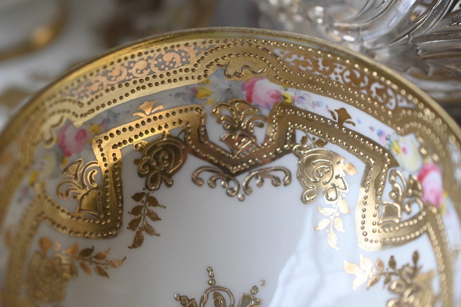 オールドノリタケ 1900年初期 ジュエル金彩が豪華な高台の オールドノリタケ 1900年初期 ジュエル金彩が豪華な高台の