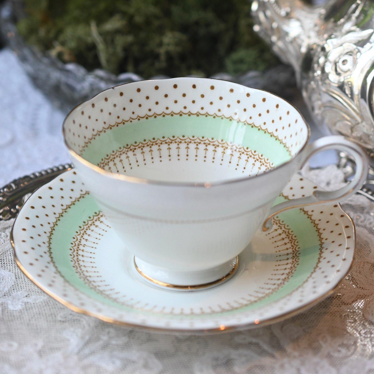 レア ワイルマン グリーン カメオ カルテット用 プレート2枚 ソーサー1枚 レア ワイルマン グリーン カメオ カルテット用 プレート2枚 ソーサー1枚