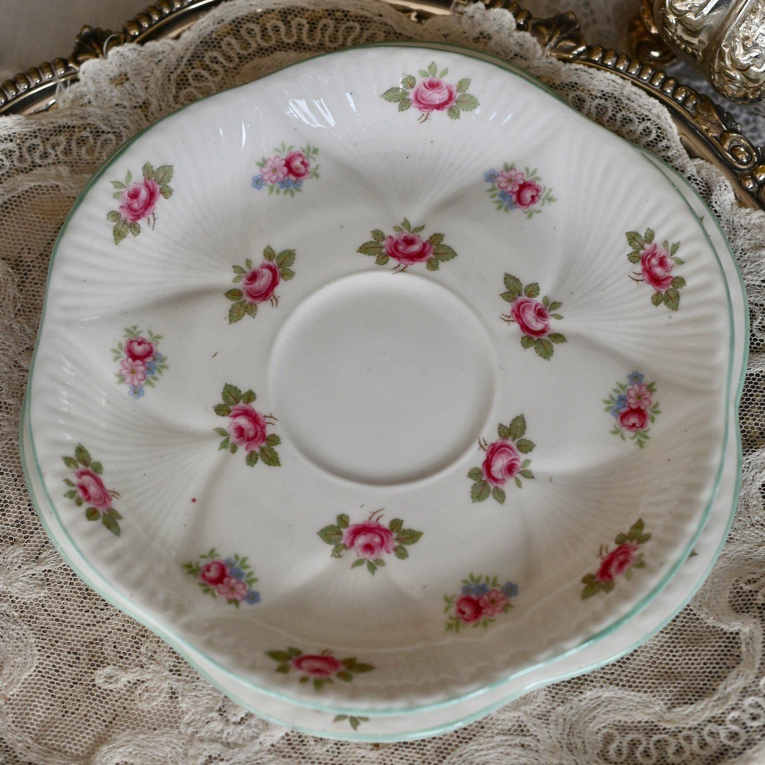 イギリス　コウルドン　イングランドのバラのお皿 イギリスコウルドンイングランドのバラのお皿