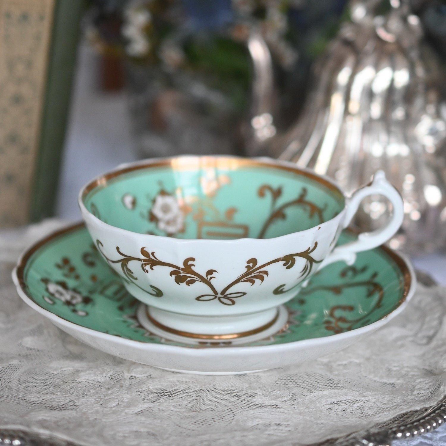ティーカップ 1840年代 サミュエルオールコック エメラルドグリーンのティーカップ