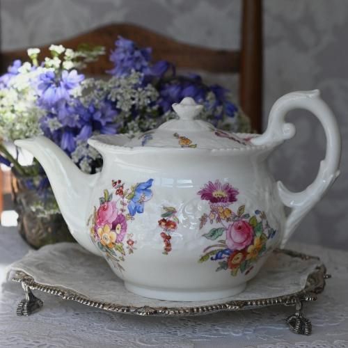 COALPORT（コールポート）のアンティークフラワーベース、MING