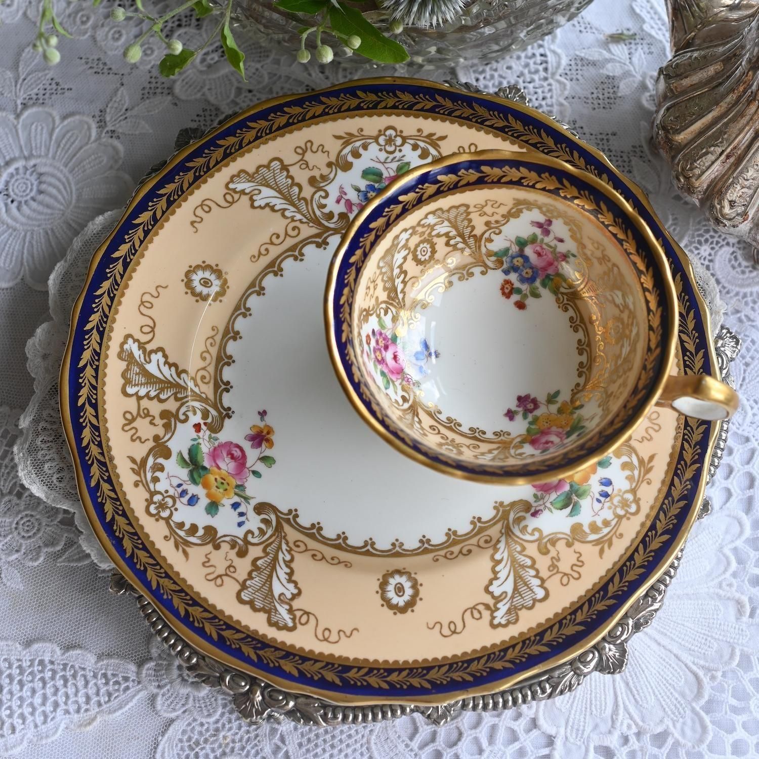 コウルドン 金彩 コバルトブルー 花柄 スクエアプレート 英国皿26cm コウルドン 金彩 コバルトブルー 花柄 スクエアプレート 英国皿26cm