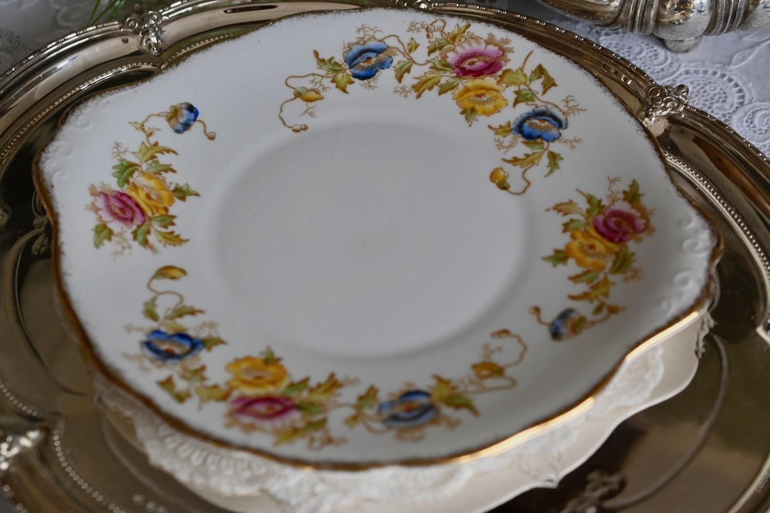 ロイヤルアルバート - イギリス アンティーク 雑貨を英国