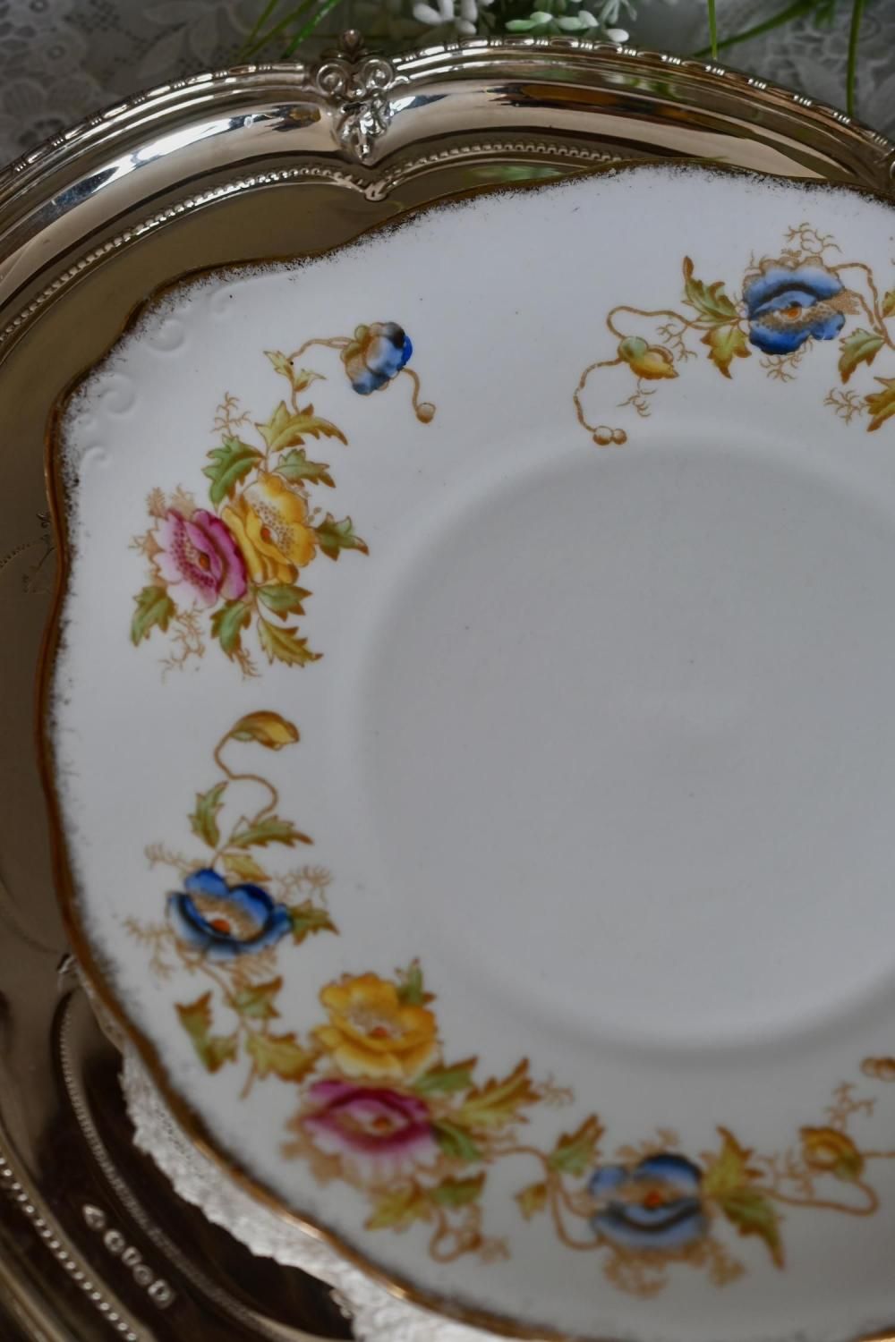 ロイヤルアルバート サンドウィッチプレート 角皿 ハワース