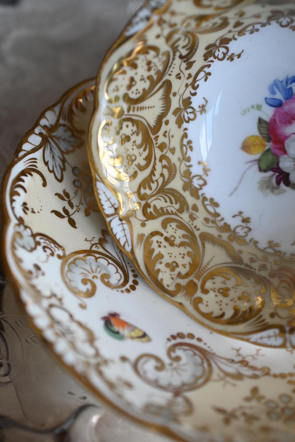 英国製アンティーク1830年　コールポート　アデレートシェイプ　取手付きプレート 英国製アンティーク1830年コールポートアデレートシェイプ取手付きプレート