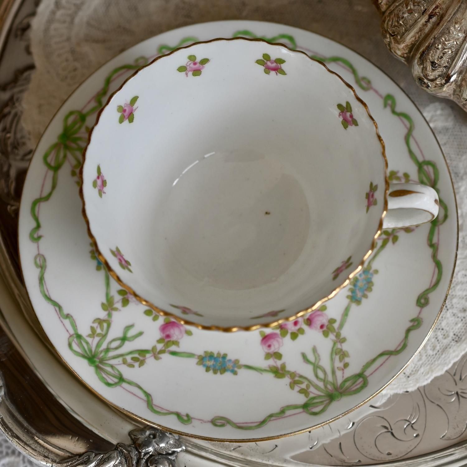 クラウンスタッフォードシャー　リボン　ソーサー クラウンスタッフォードシャー *ヴィンテージ* ブルーリボン トリオ