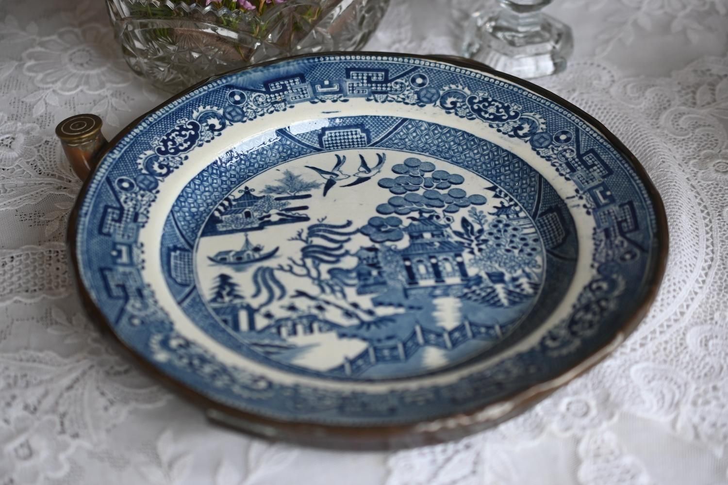 鸛《博物館級》 19世紀英国アンティーク ヴィクトリアンクランベリーガラス小物入 イギリスヴィンテージ