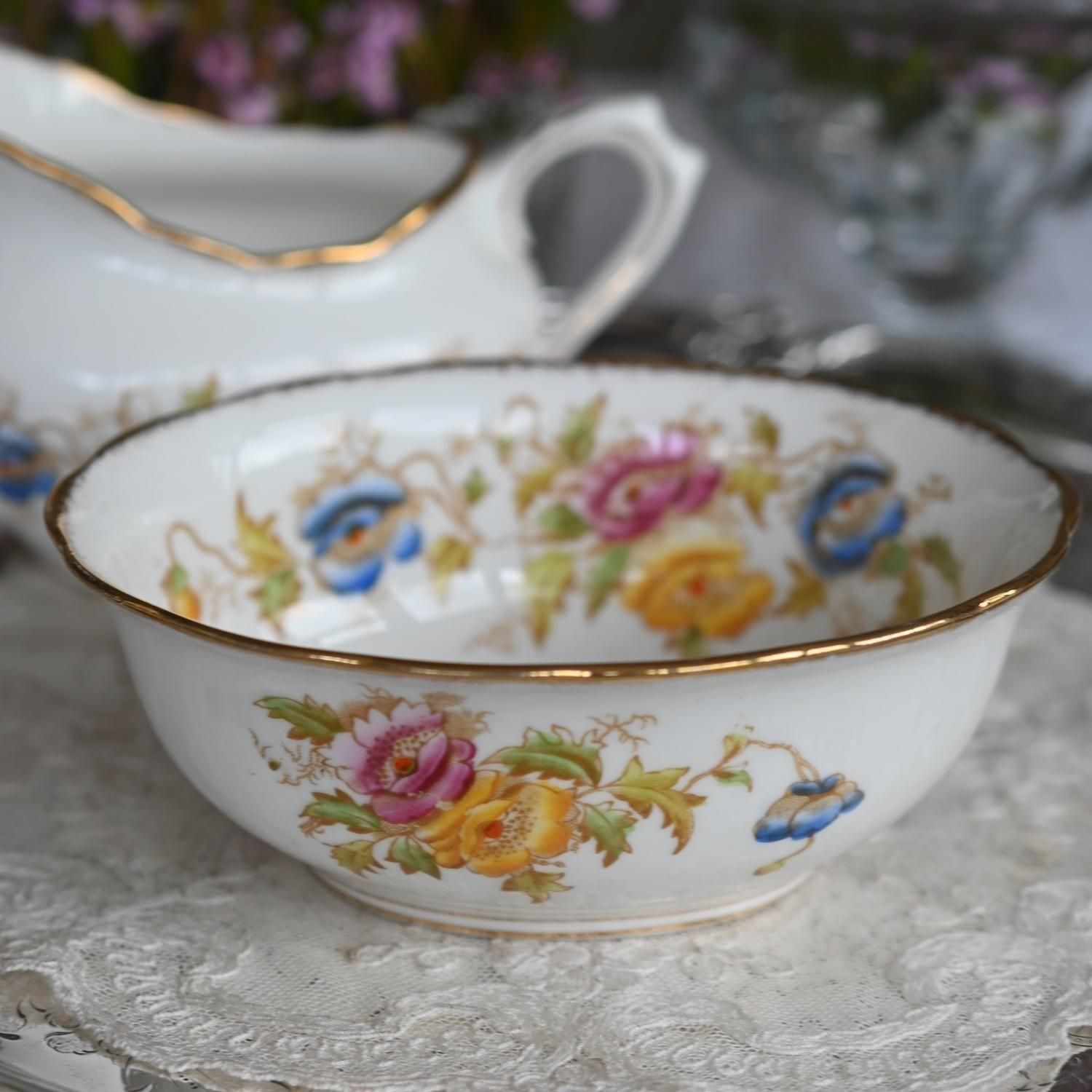 極稀少サンルイSt Louis★クレオCleoクリスタルシュガーボウル★金彩装飾 ロイヤルアルバート ブラッシュ金彩とピオニー模様のミルク＆シュガー