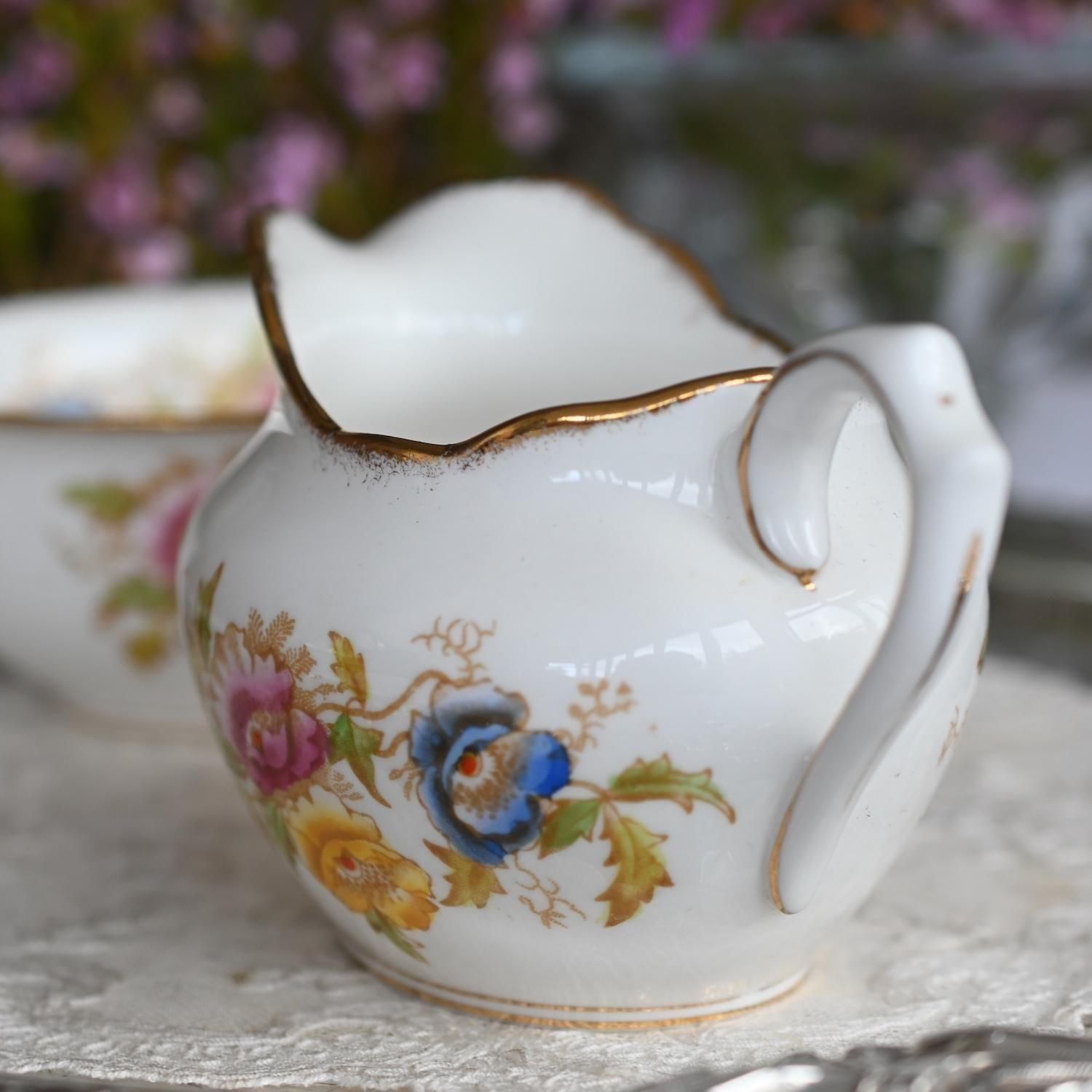 極稀少サンルイSt Louis★クレオCleoクリスタルシュガーボウル★金彩装飾 ロイヤルアルバート ブラッシュ金彩とピオニー模様のミルク＆シュガー