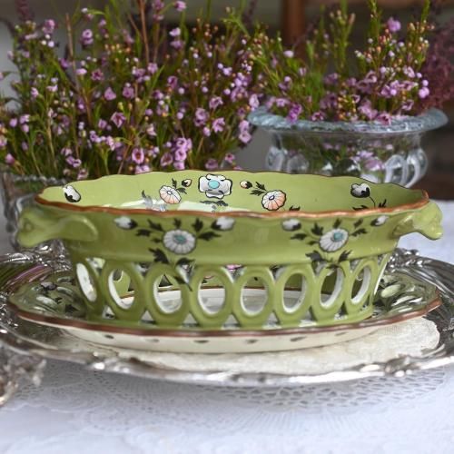 <img class='new_mark_img1' src='https://img.shop-pro.jp/img/new/icons11.gif' style='border:none;display:inline;margin:0px;padding:0px;width:auto;' />1800年代初期 スポード・モスグリーン色のトランスファー模様が珍しいチェスナッツボウル (送料込)