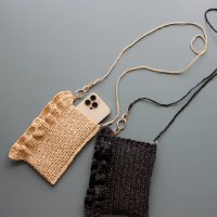 【手編みキット】 サイドフリルのスマホショルダー (glittknit-6)  -glitt Knitting Kit-
