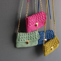 【手編みキット】 フラップスマホショルダー (glittknit-12)  -glitt Knitting Kit-