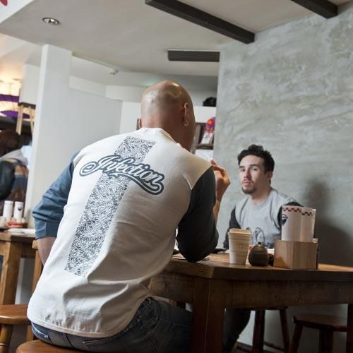 トップス greatLAnd BITE ALL I'M SICK TEE L fit=scale-down,w=1200