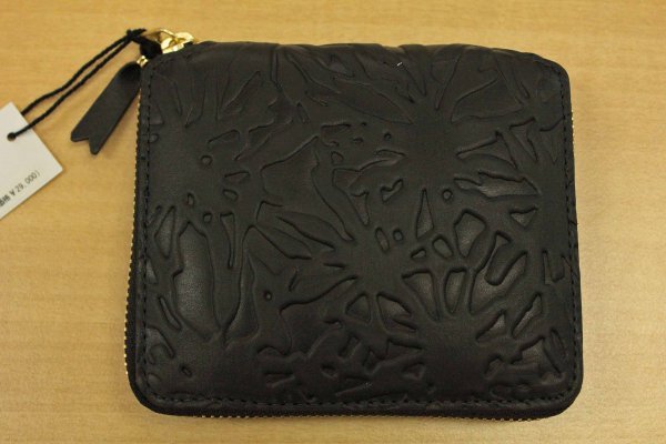 Wallet COMME des GARCONS EMBOSSED FOREST 2つ折りZIP財布(BLACK