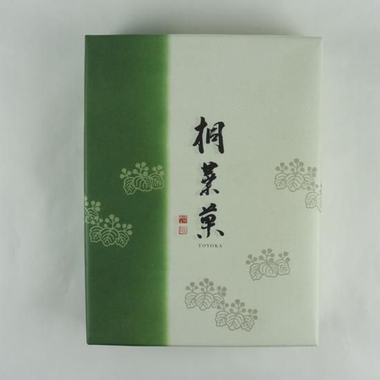 山芋さま購入 山芋。Yamatoimo from Japan 300g | ISSé JAPAN