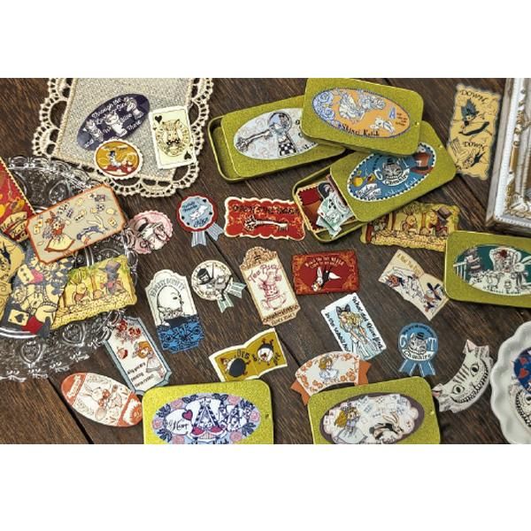 3㎝ゆうパケット対応】フレークシール缶 不思議なアリス[White