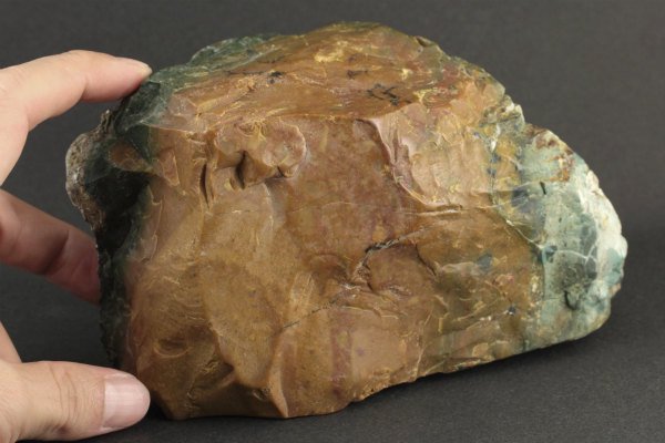 ジャスパー 原石 1.05kg 【黒部の孔雀石】 - 天然石 原石 通販のキラリ石
