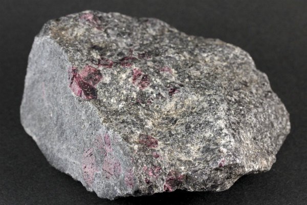 ルビー 結晶 母岩付き 393g｜天然石 原石 通販のキラリ石