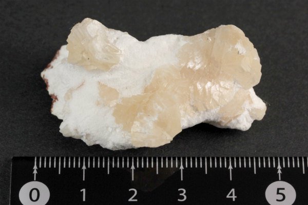 ヒューランダイト(輝沸石) 原石 15.8g｜天然石 原石 通販のキラリ石