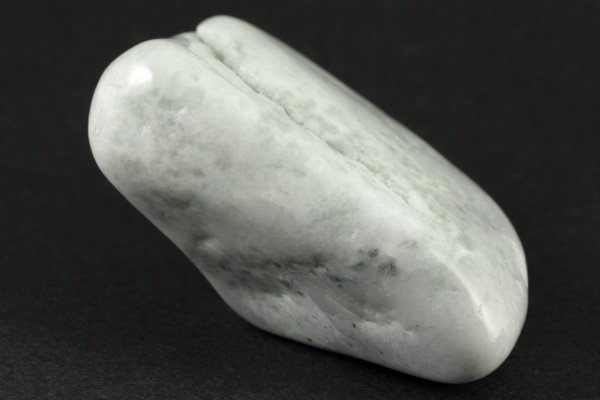 糸魚川産 本翡翠 置石 1.1kg｜国産天然石 通販のキラリ石