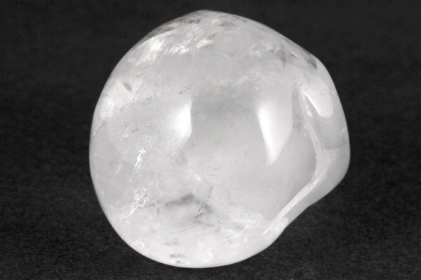 天然水晶 クリスタルスカル 84g (水晶髑髏)｜天然石 通販キラリ石