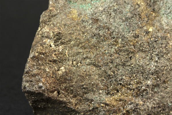 鉱物の原石 黄銅鉱・黄鉄鉱(パイライト)と水晶の大型結晶石 - 置物