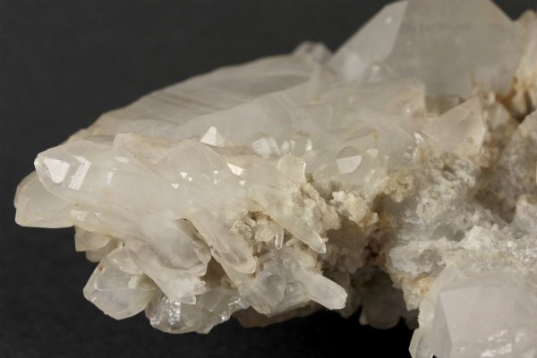 川端下鉱山産水晶 クラスター 313g｜国産天然石 通販キラリ石