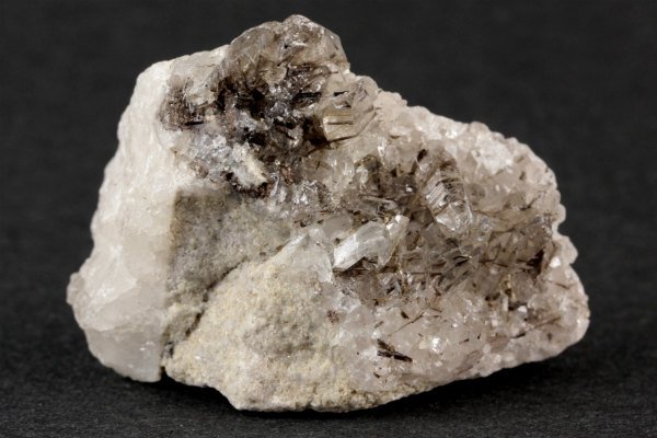 竹森産ススキ入り水晶 結晶 24.5g｜国産天然石 通販のキラリ石