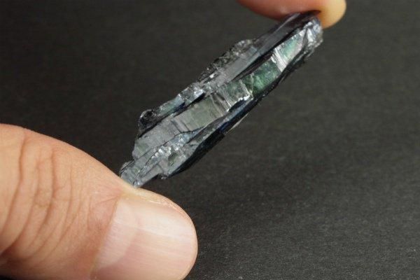 ビビアナイト(藍鉄鉱) 結晶 2.2g - その他3枚目