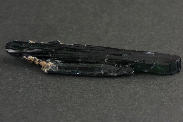 ビビアナイト(藍鉄鉱) 結晶 5.7g