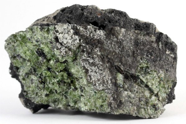 ペリドット 原石 137g｜天然石丸玉 のキラリ石