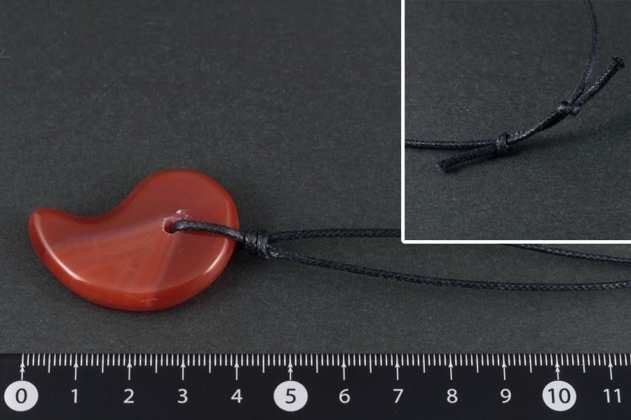天然石ペンダント 赤メノウ勾玉型 - その他1枚目