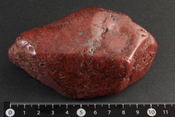 佐渡の赤玉石 原石 磨き 575g