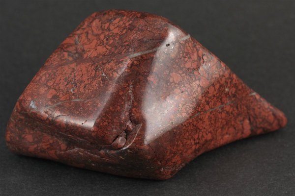 佐渡の赤玉石 原石 磨き 193g