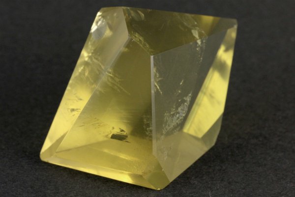 シトリン(黄水晶)磨き石カット 64g｜天然石 原石 通販のキラリ石