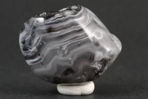 瑪瑙(原石/一面磨き)お守り石 アゲート 瑪瑙原石   天然石 ブレス置き 瑪瑙(原石/一面磨き)お守り石 アゲート 瑪瑙原石 天然石 ブレス置き