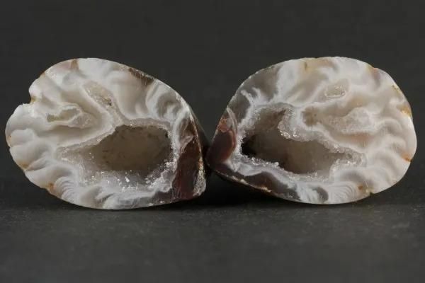 夫婦瑪瑙(ペアメノウ) 磨き 42g メイン画像