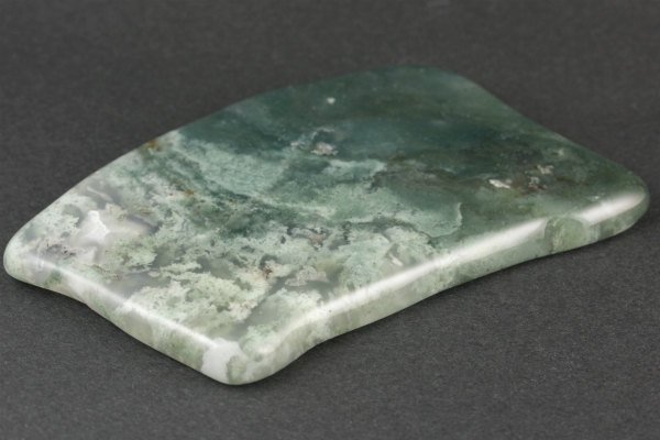 モスアゲート 原石 磨き 108g｜天然石 原石 通販のキラリ石