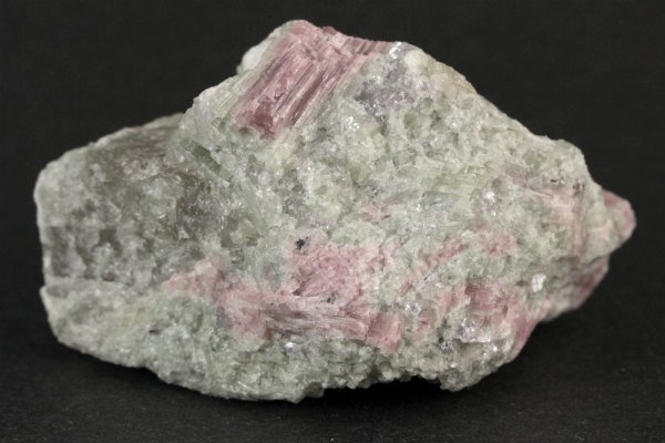 鉱物トルマリン　原石　ピンク-グレー