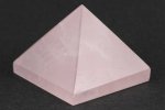 ピラミッド型 天然紅水晶 35g