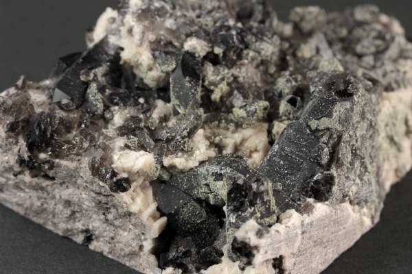 黒水晶 原石 111g