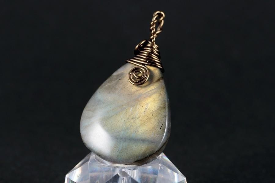 ワイヤーペンダントトップ 〜ラブラドライト〜 - その他2枚目