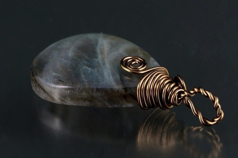 ワイヤーペンダントトップ 〜ラブラドライト〜 - その他4枚目