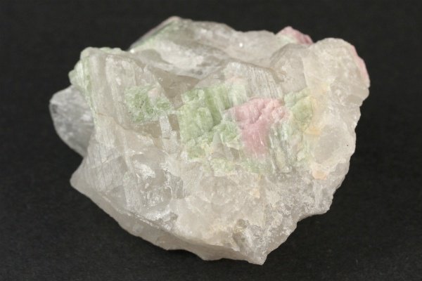 ピンクトルマリン 母岩 スモーキークォーツ 582.5g T631 天然石　原石鉱物