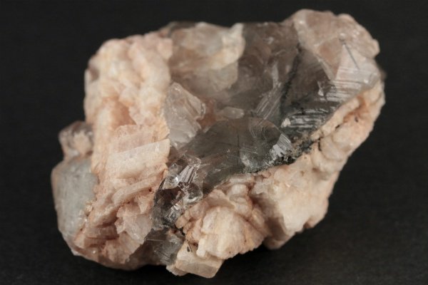 トルマリン入り水晶 原石 155g