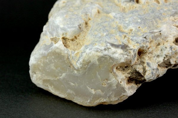 北海道花石産 瑪瑙 原石 1.0kg｜天然石 原石 通販のキラリ石