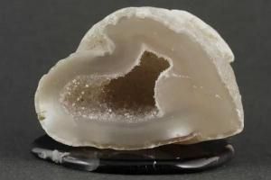 瑪瑙ジオード(ペアメノウ)｜天然石 原石通販のキラリ石