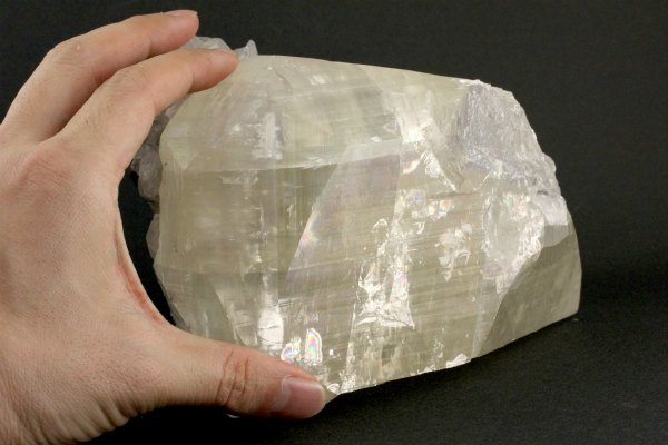 C-6 カルサイト 2.2kg 方解石 原石 鑑賞石 自然石 誕生石 鉱石 鉱物注意事項