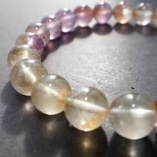 <img class='new_mark_img1' src='https://img.shop-pro.jp/img/new/icons15.gif' style='border:none;display:inline;margin:0px;padding:0px;width:auto;' />激ヤバ高品質!ミックスカラー!目に見えない運の正体は選択の質とタイミング!内径16 およそ8.3ミリ 億女がつないだ!ドリームコートストレート「選抜粒のみ」ブレス(OC11-13-05)